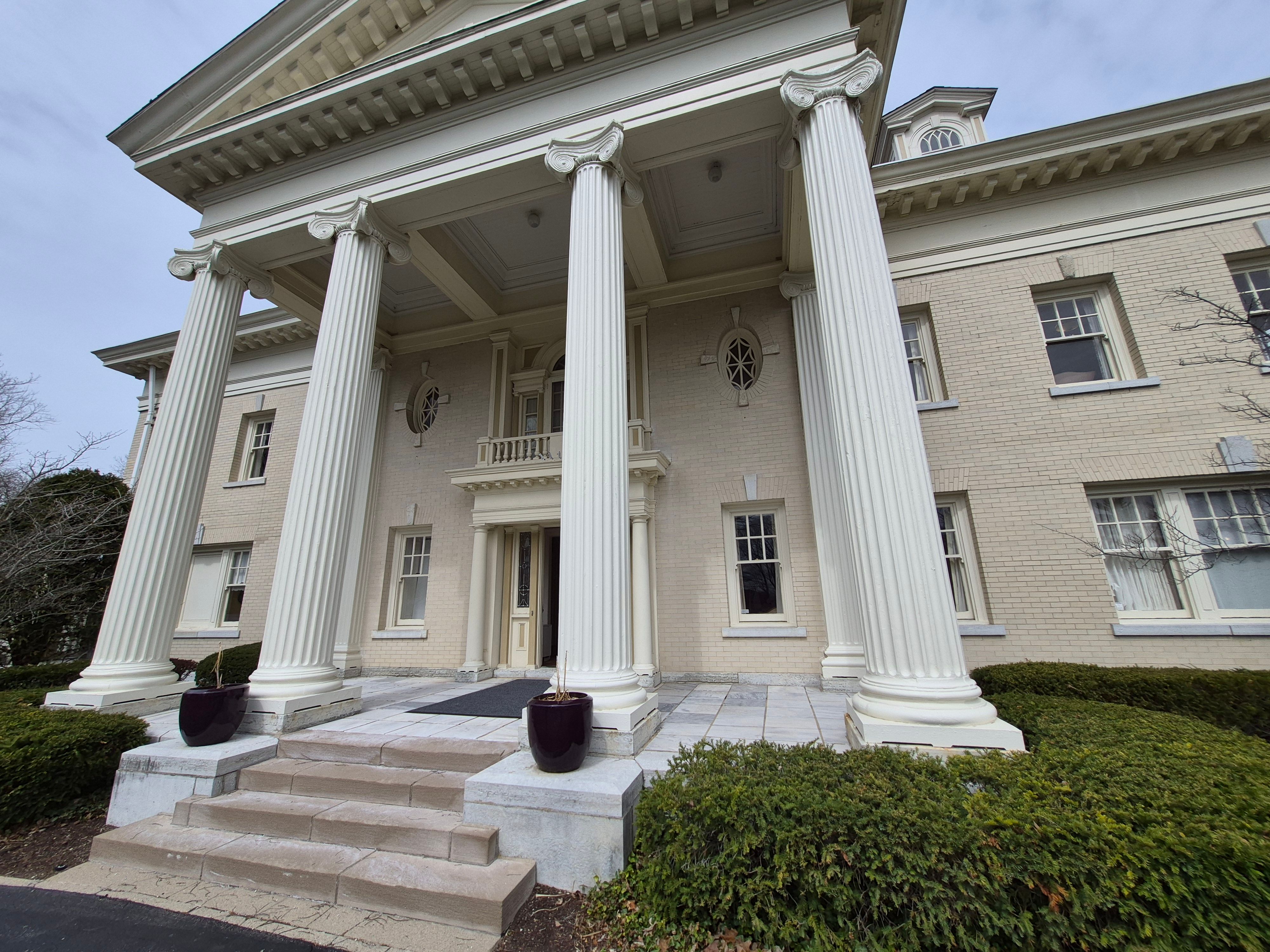 Tour the Wright Brothers Mansion