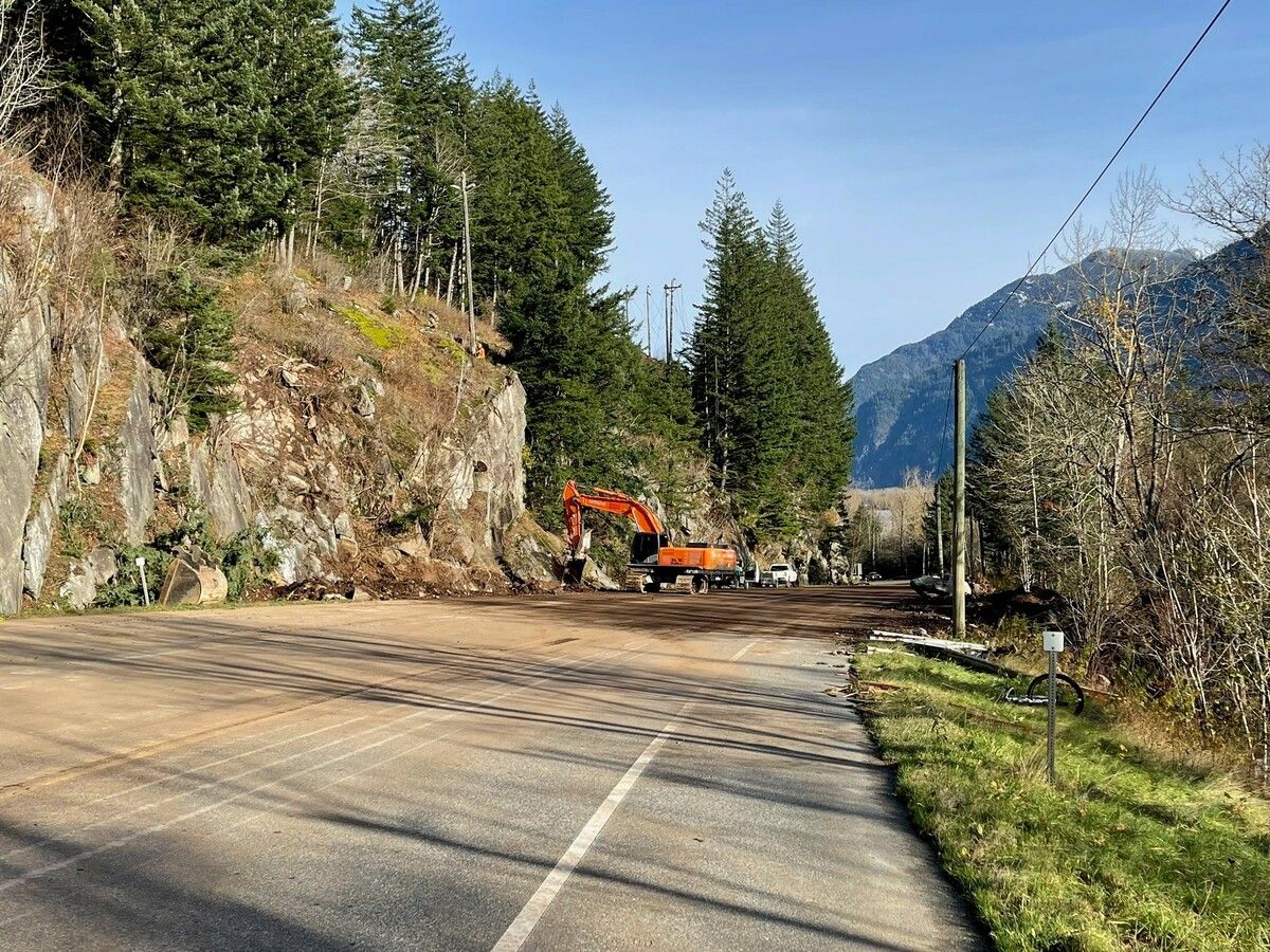 Highway 7 likely to open today east of Agassiz, no word on Chilliwack-Hope link