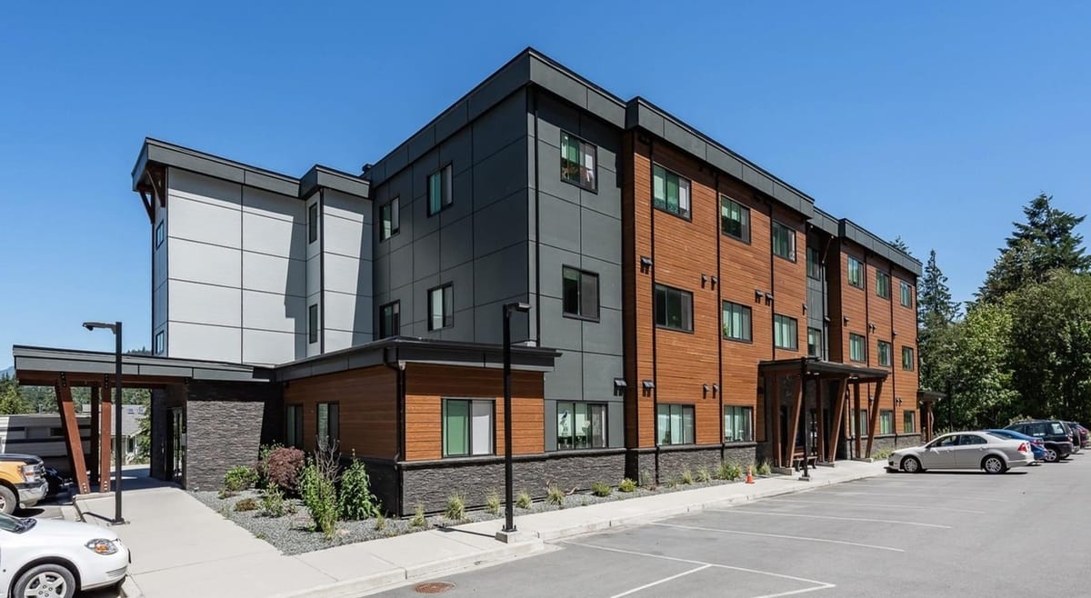 Non-profit hopes to sell Hope affordable housing building for $10 million