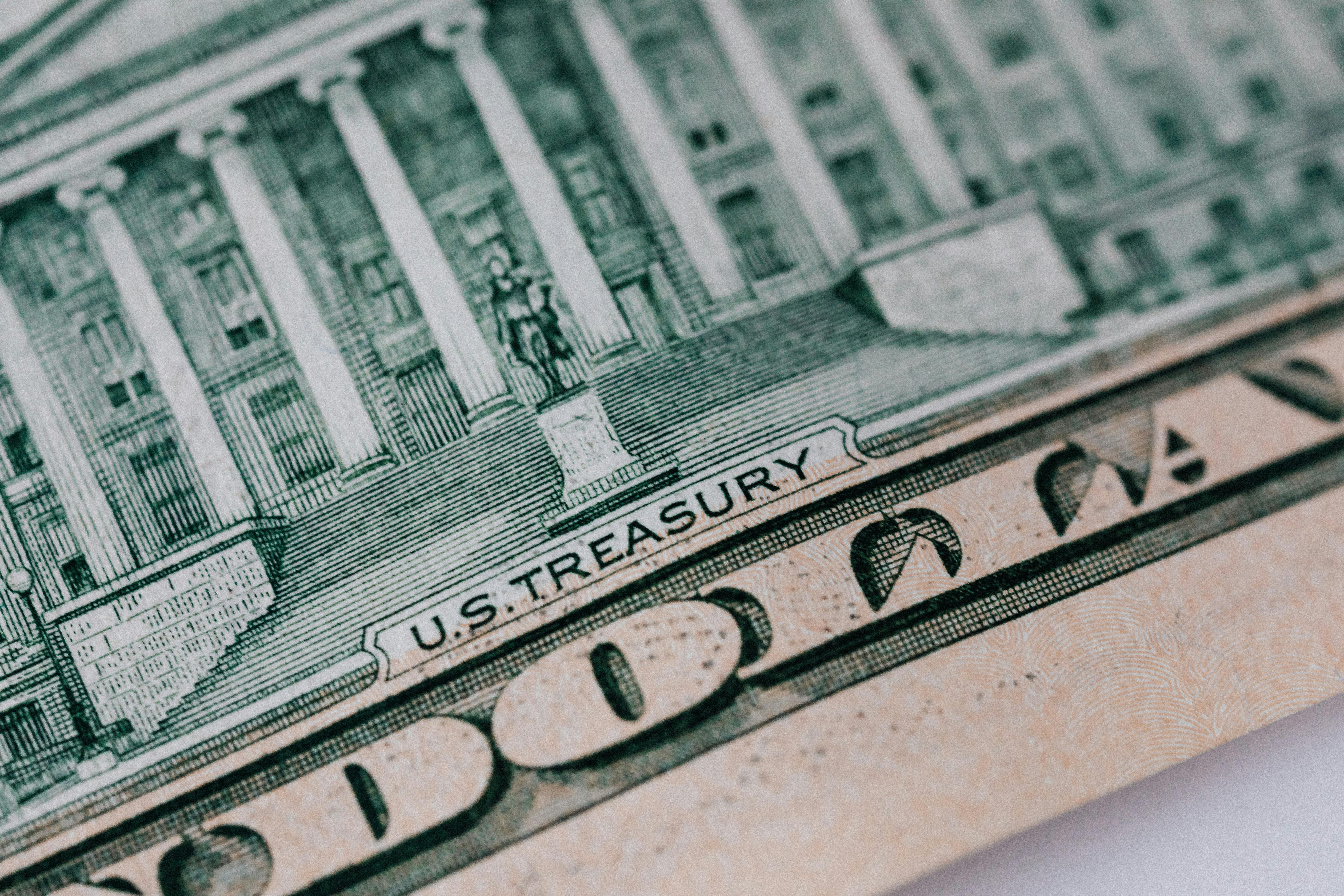 Inflation heats up, Fed fears return and AI keeps spreading