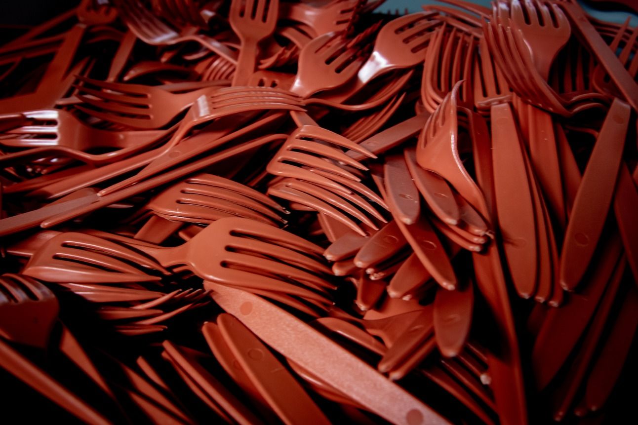 Say goodbye to coffee lids, straws, wet napkins and more