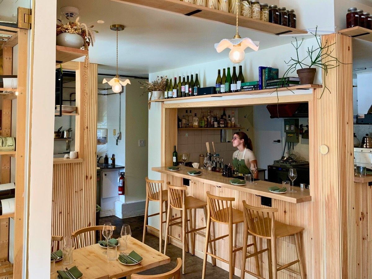 La Petite Primerose blossoms in Gatineau