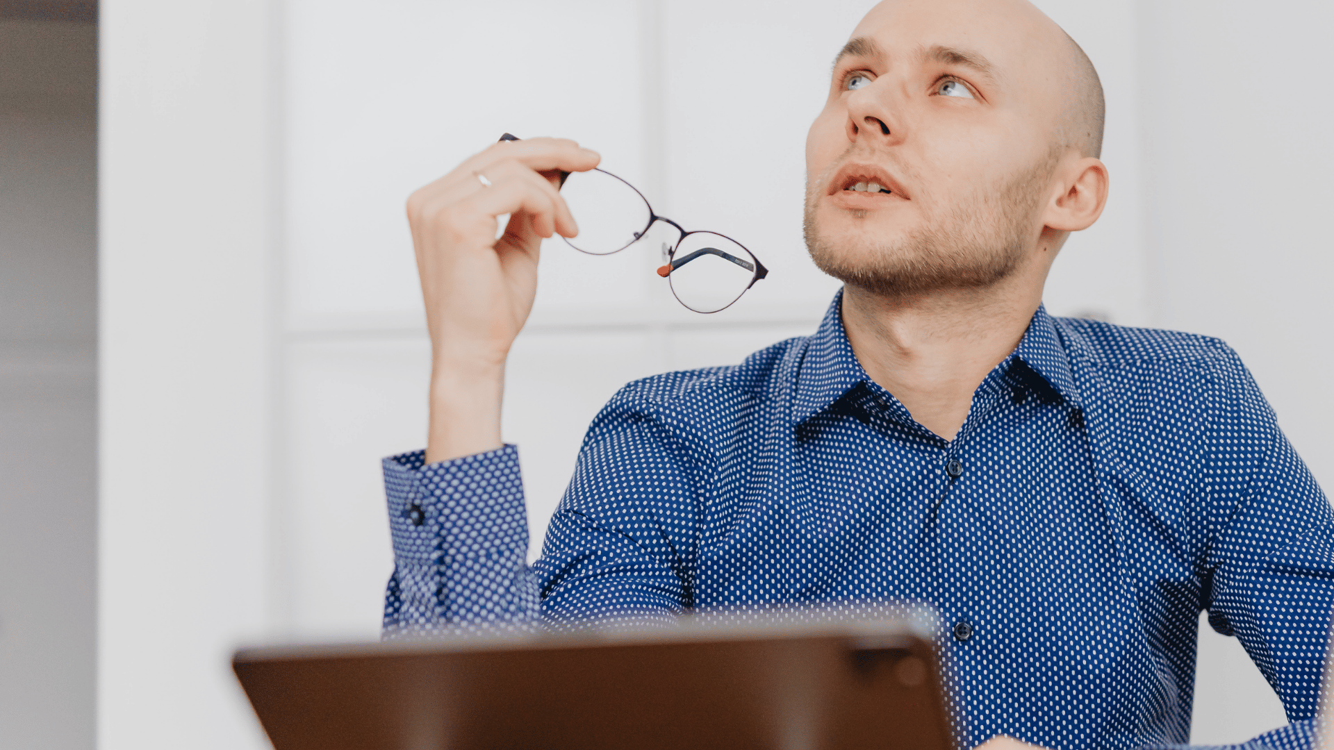 The Signal Most People Misinterpret When Considering Business Coaching