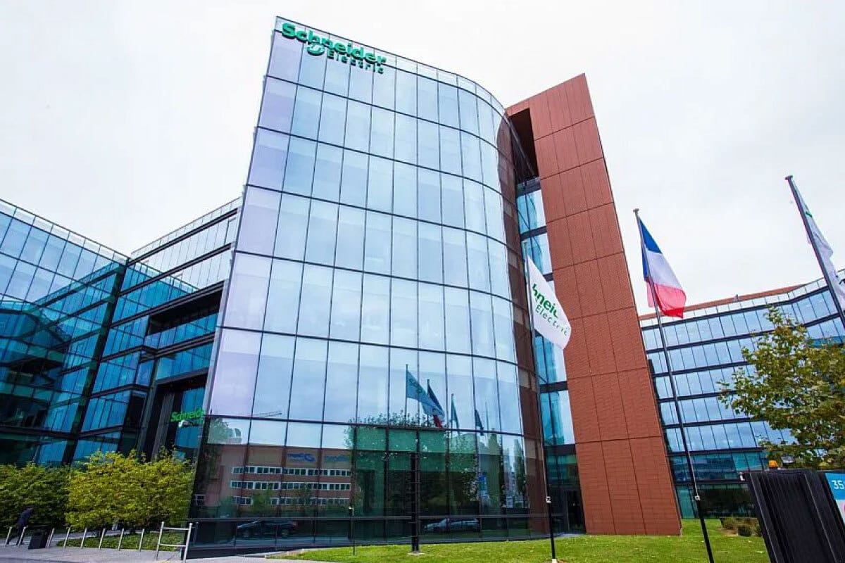 Schneider Electric’s Paris HQ Turns Occupancy Data Into Energy Savings