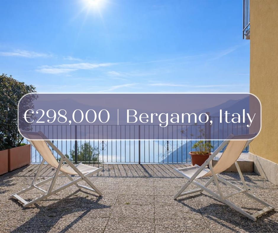 Elegant Terrace Villa with Panoramic Lake Views