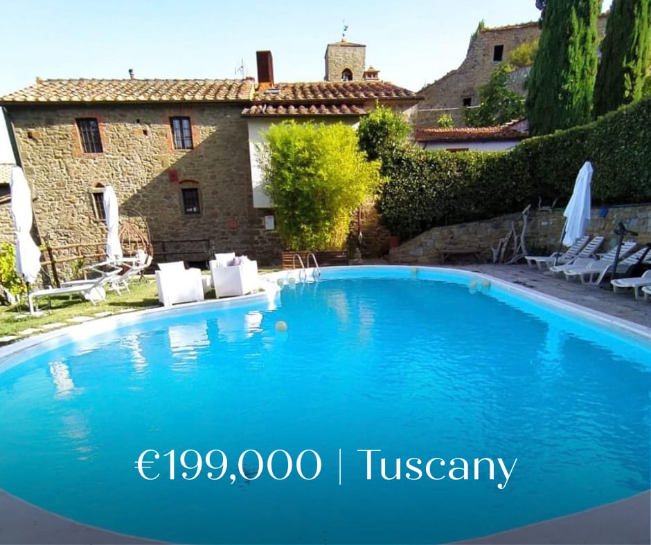 Panoramic Stone Farmhouse Residence in the Tuscan Countryside