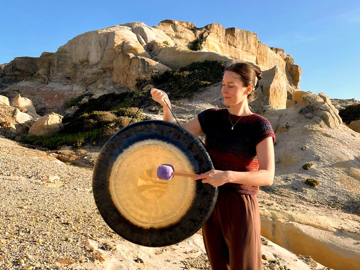 #8 Berlin’s Great Teacher: Loneliness 🪭