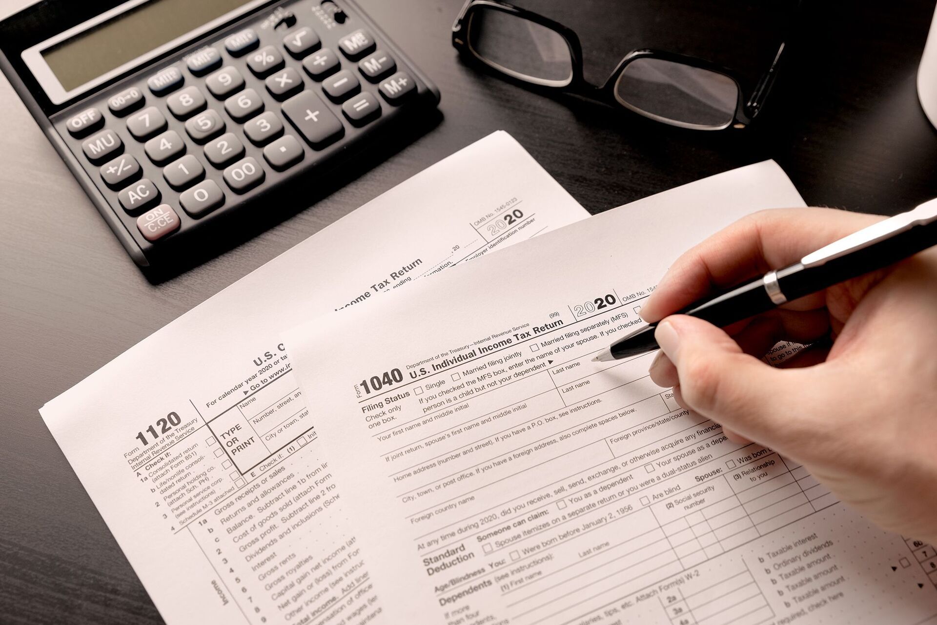 IRS Tax Loopholes: Legal Ways to Reduce Tax Bills