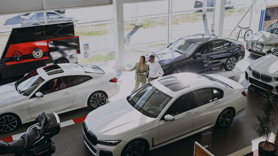 As brand loyalty slips, dealers gain new opportunities to win switching buyers