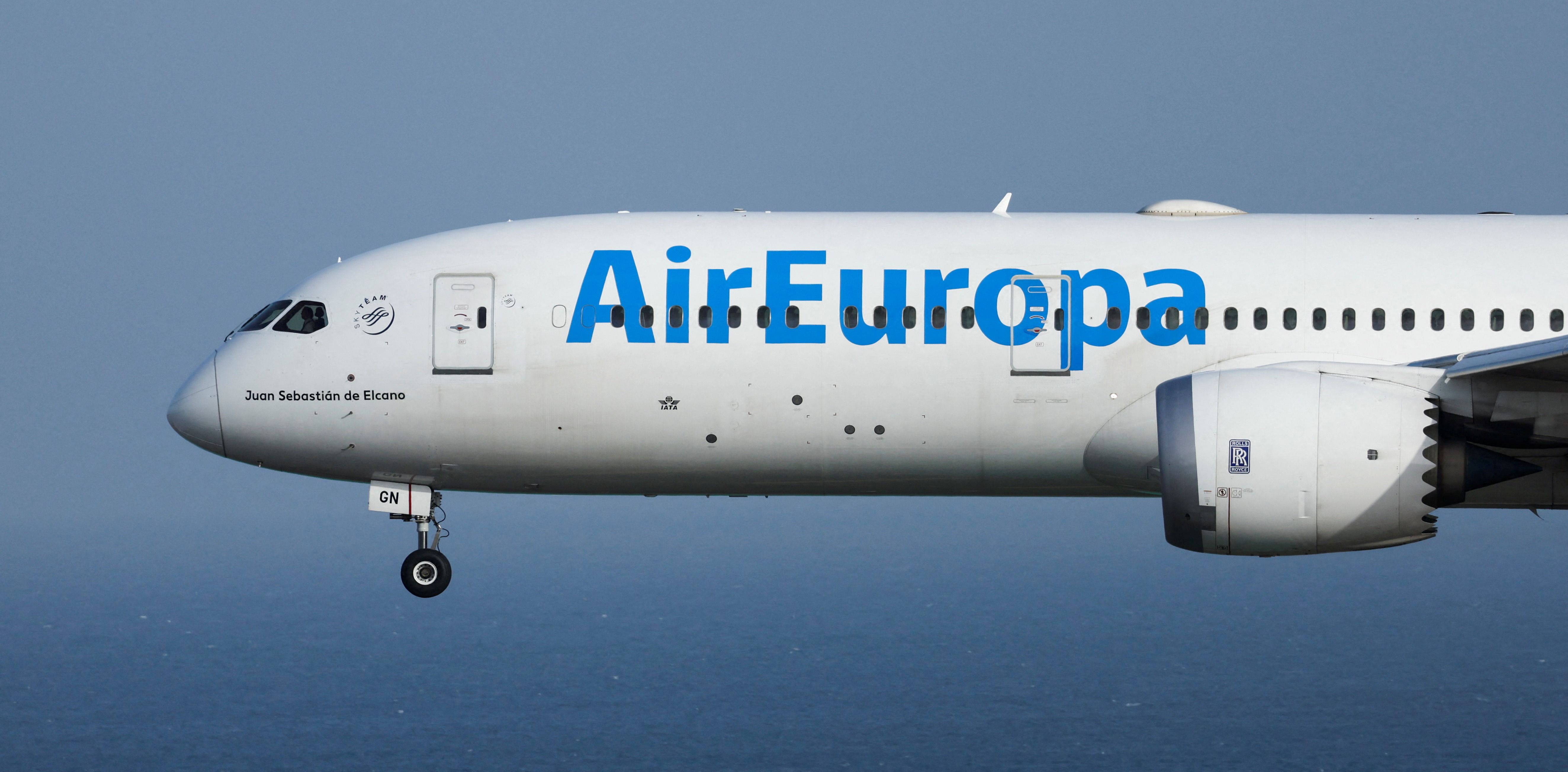 Air Europa Business Class From Córdoba to Madrid: Useful, Direct, Hard to Love