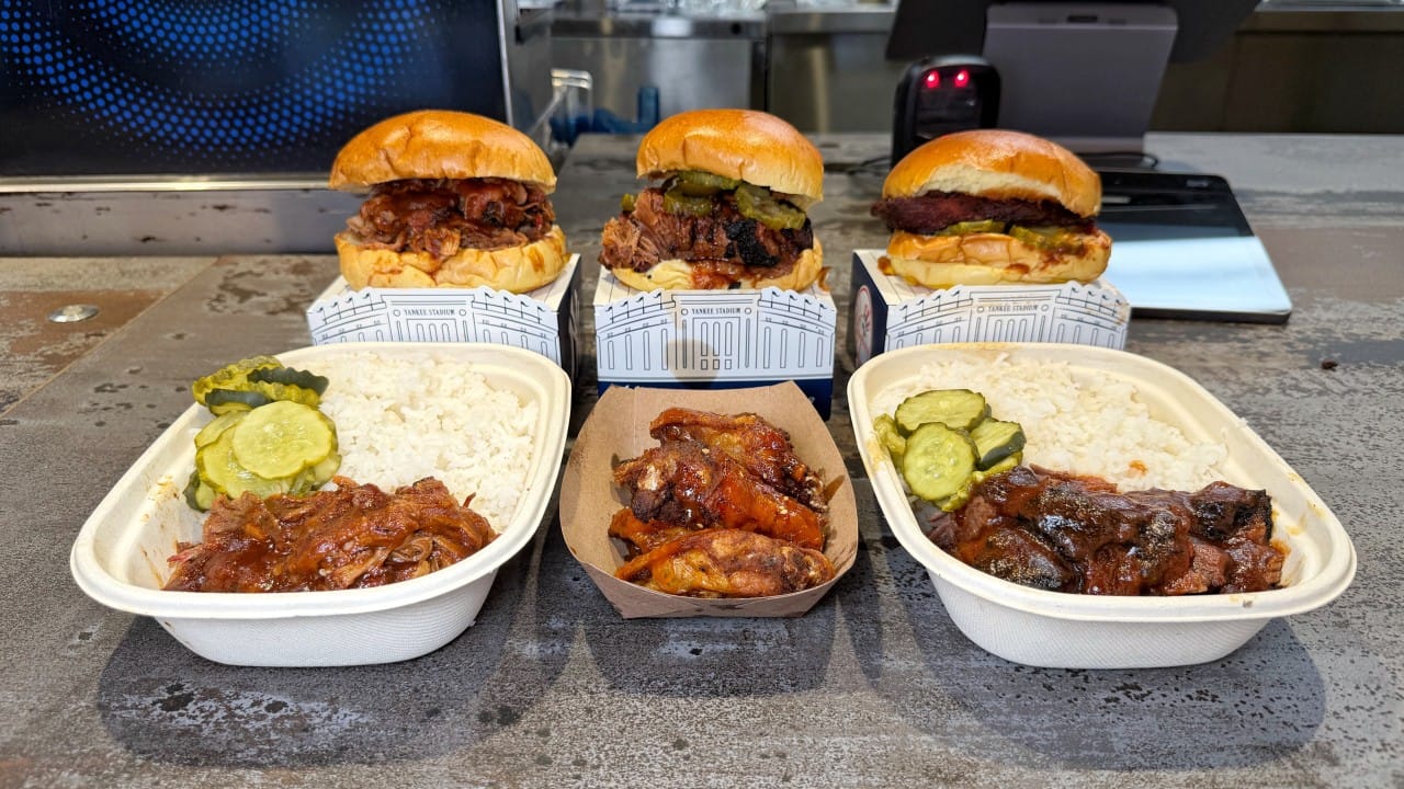 Today’s AI Cheat Sheet: How Restaurants Are Using AI Right Now