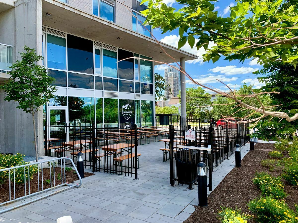 Four Ottawa brewery patios to spend a fun afternoon