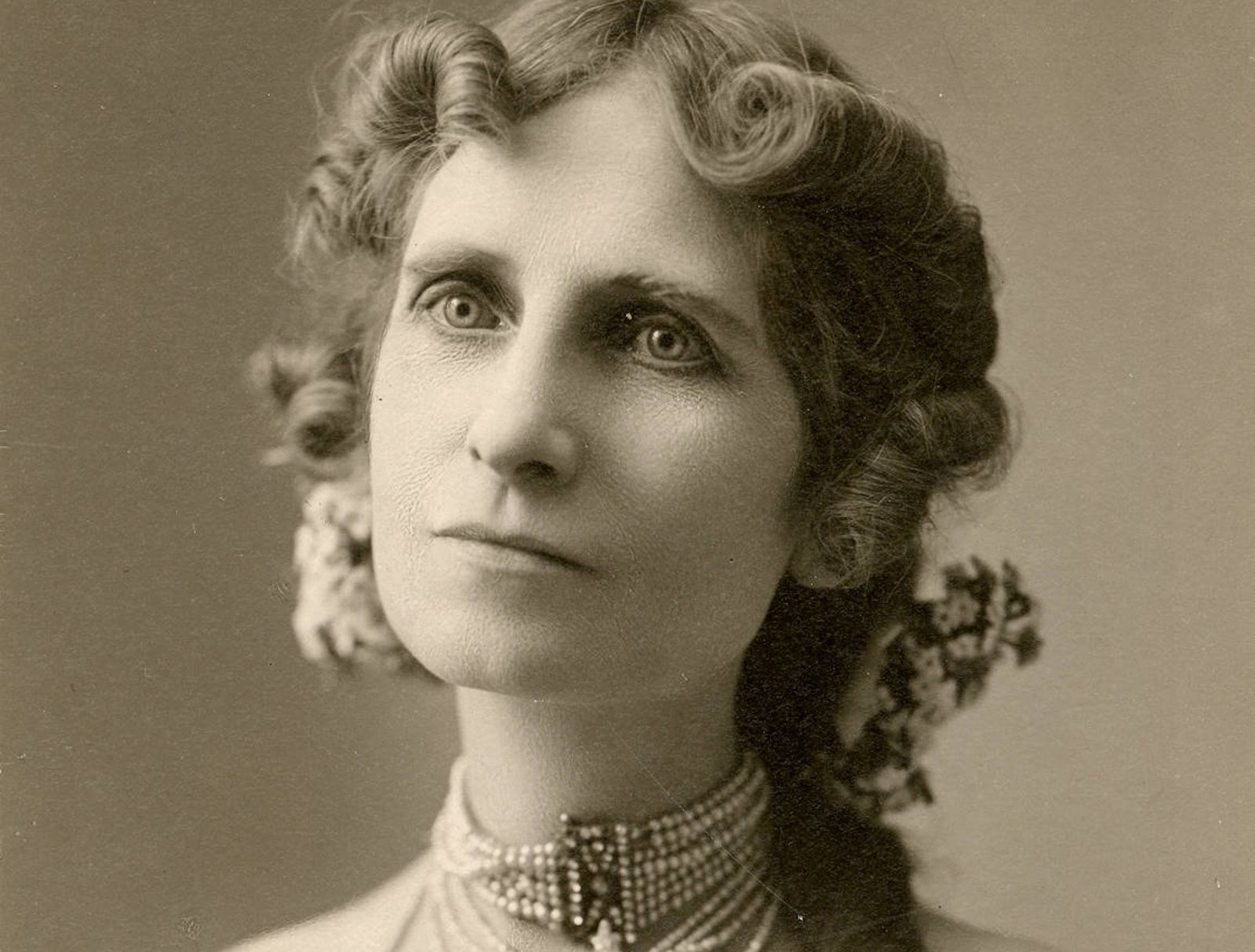 How the Galvanometer 'Proved' a Medium's Powers