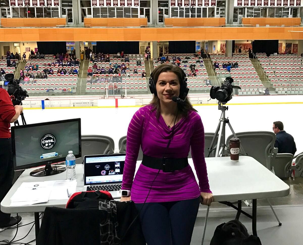 First female play-by-play announcer in AHL grateful to other women who paved the way