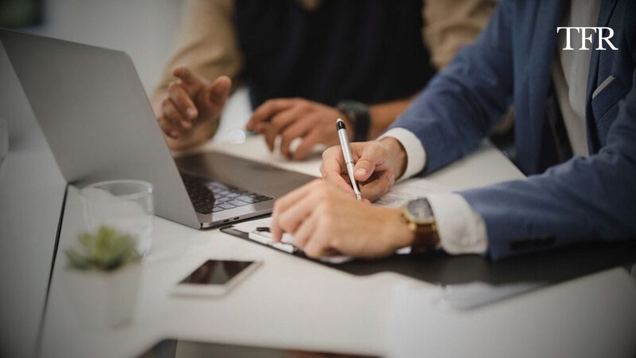 Passive Vs Active Investing: Which is Best For You