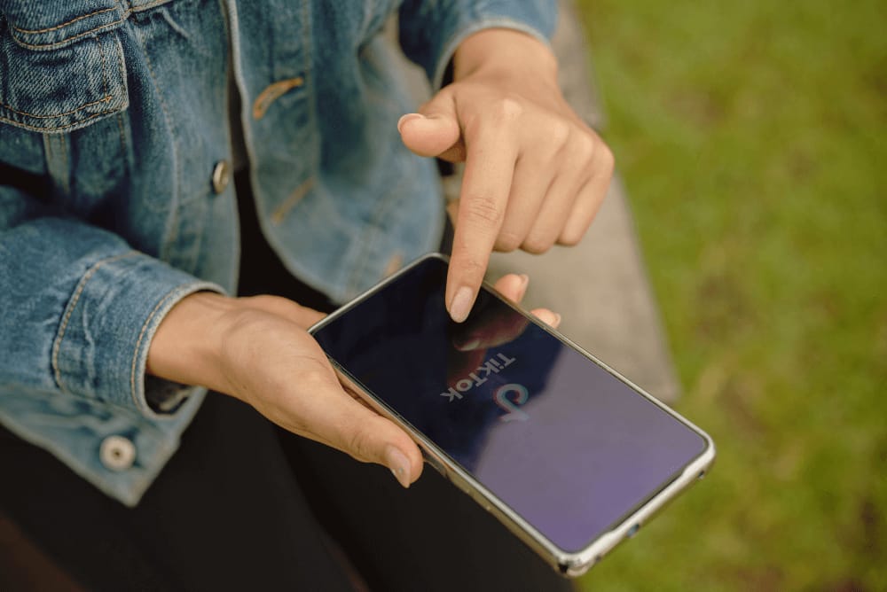 Stop Getting Just Views: 6 TikTok Tips to Drive High-Converting Traffic to Your Website 