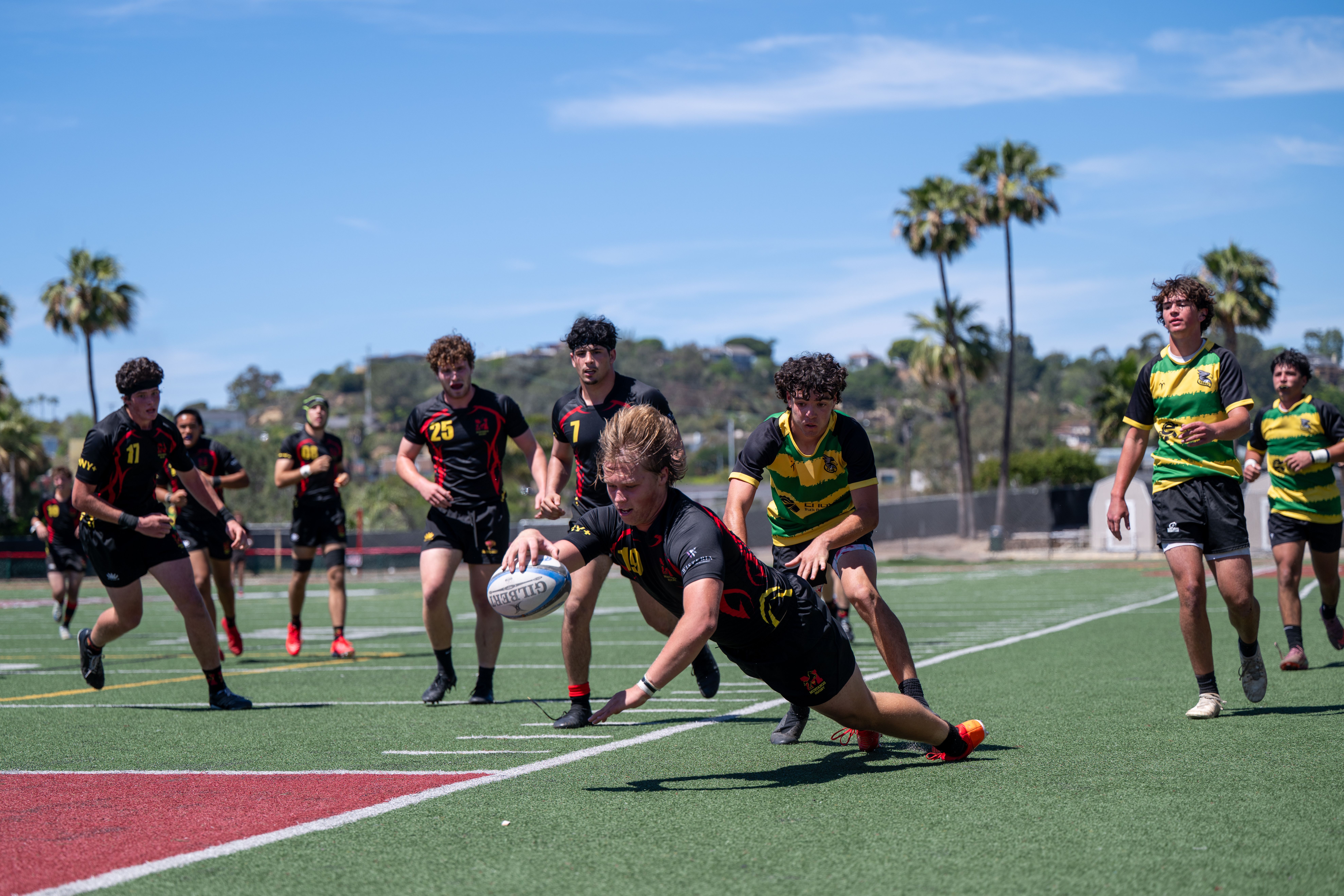 Mustangs top Carmichael 36–14 in NorCal vs SoCal clash