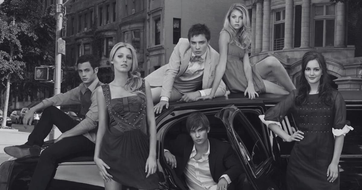 Every Mid-2000s Teen Drama Was Actually About Class Warfare and Daddy Issues