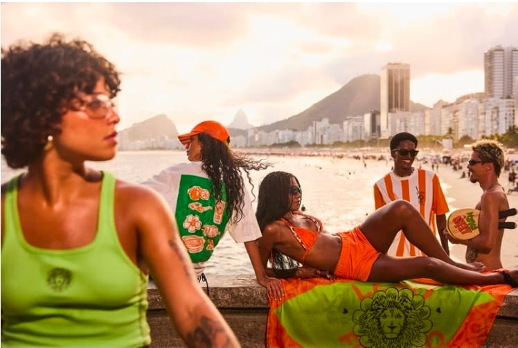 Collab entre FARM e Matte Leão volta ao mercado com foco em brasilidade e verão