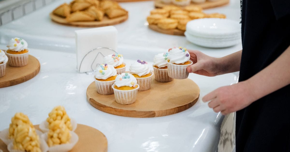 Why Food Still Looks Irresistible Even After You’re Full