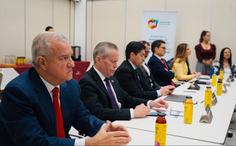 Hoja de ruta Panamá–Ecuador para fortalecer pymes