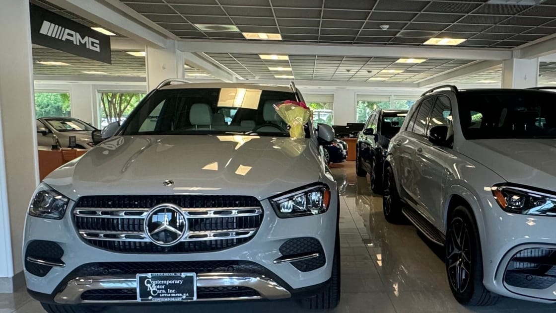 Mercedes settles one union battle, leaves two pending