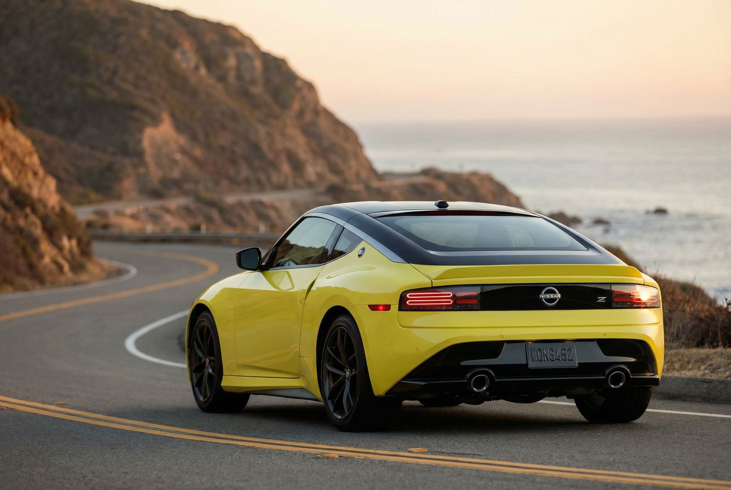 Chevy’s New V8 Corvette, the Manual Nissan Z, and Your Next Car Battery