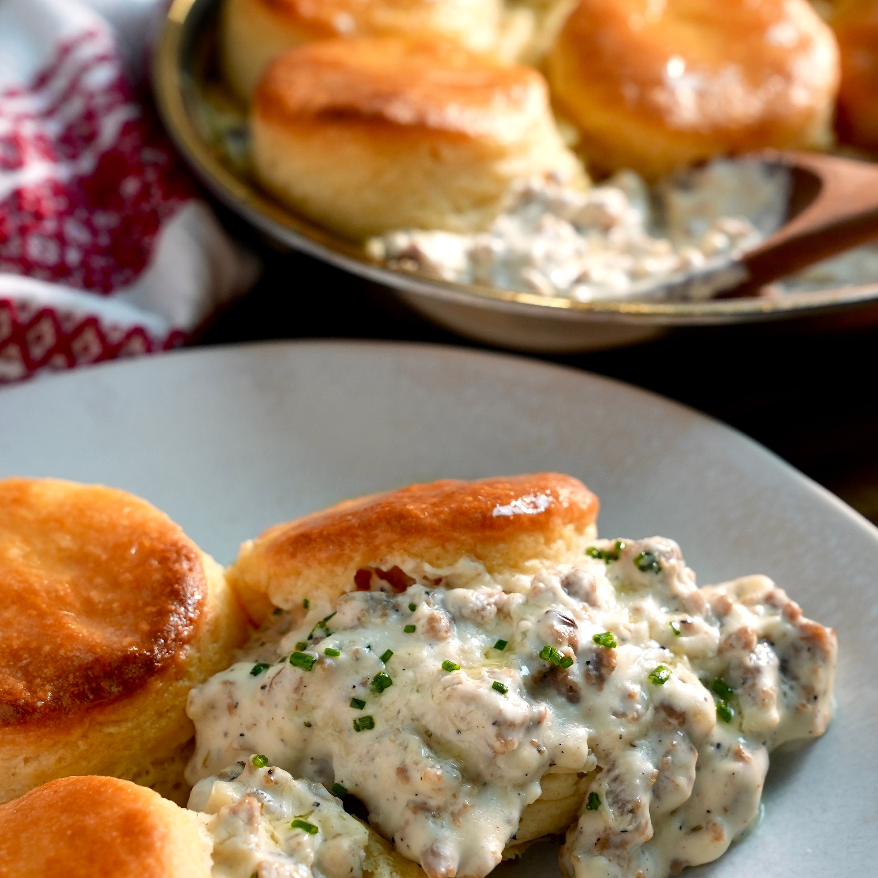 Biscuits & Sausage Gravy Skillet