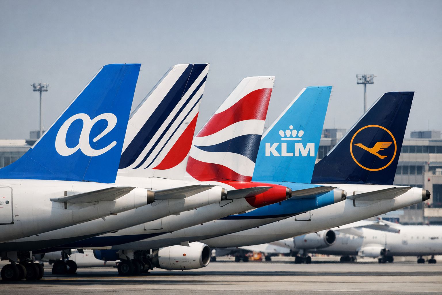 Help me pick my flight home from Europe (I'm stuck and need your vote)