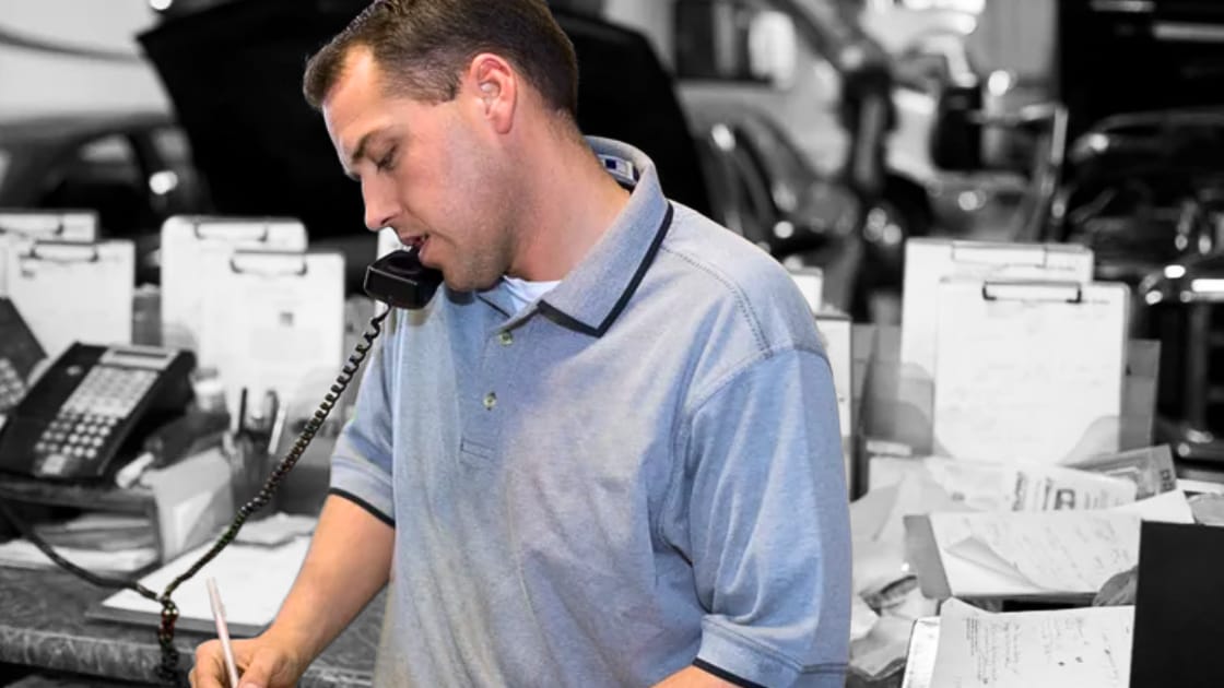 Report: Dealers miss 1 in 3 service calls during "rush hours"