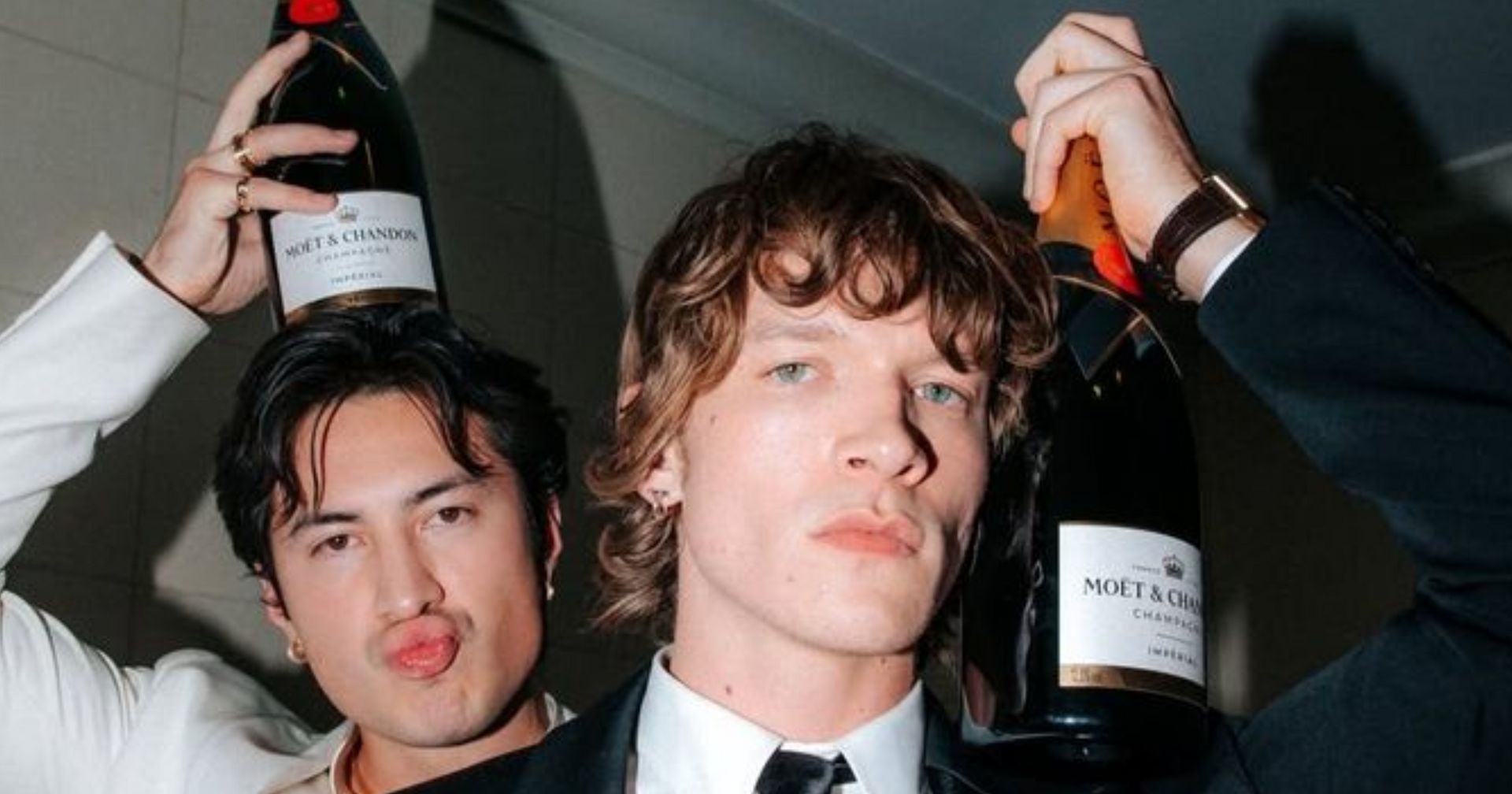 Best Friends, For The Feed