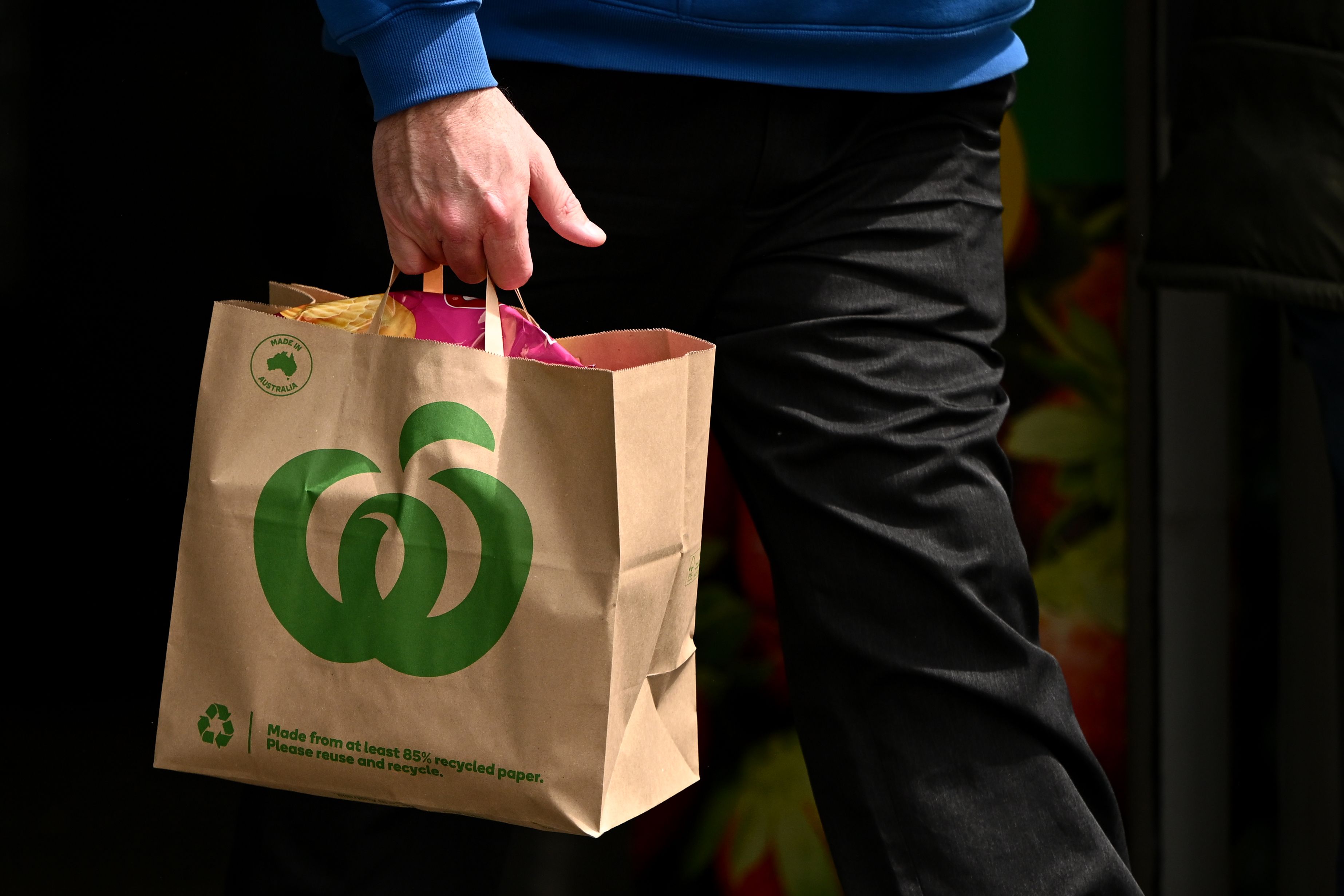 Woolworths in court over allegedly faking discounts