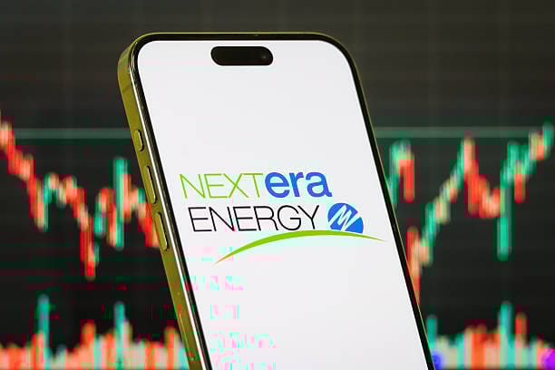 NextEra Q2 2025: Policy Relief Helps, But Growth Still Faces Headwinds