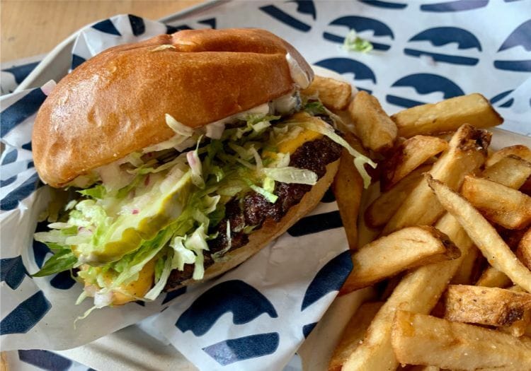 Review: Umbrella Burger