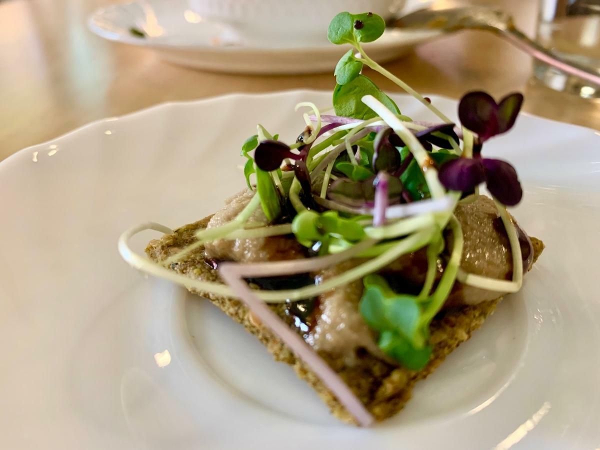 A list of the best hidden gem restaurants in Ottawa