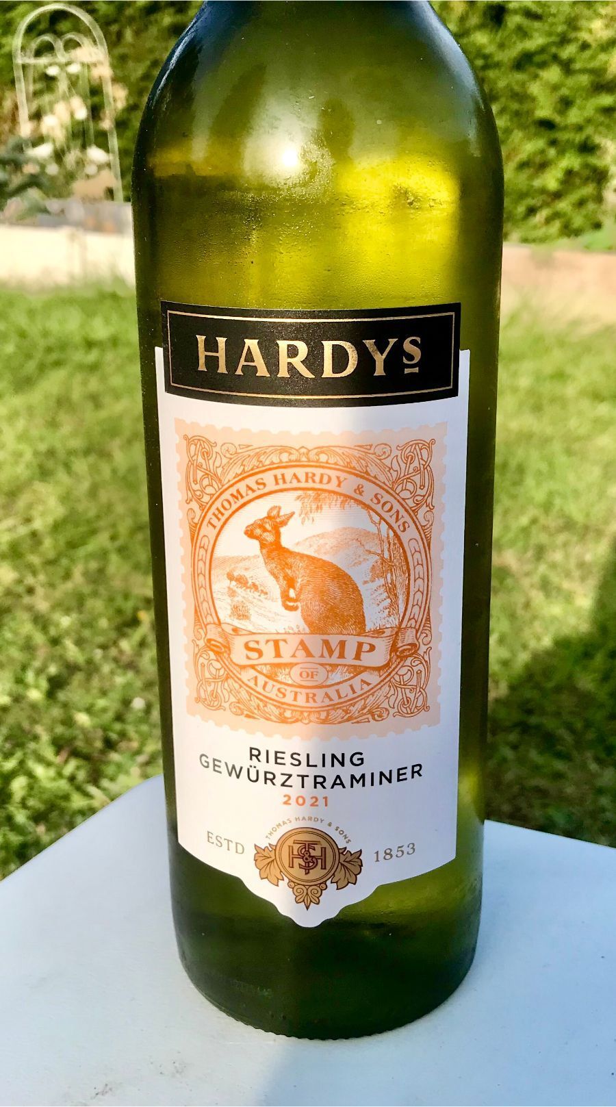 Budget white wine from down under