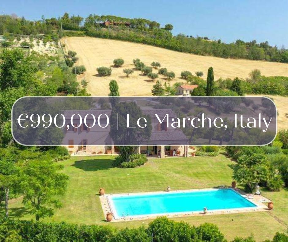 Stone Villa Between Hills and Sea in Le Marche