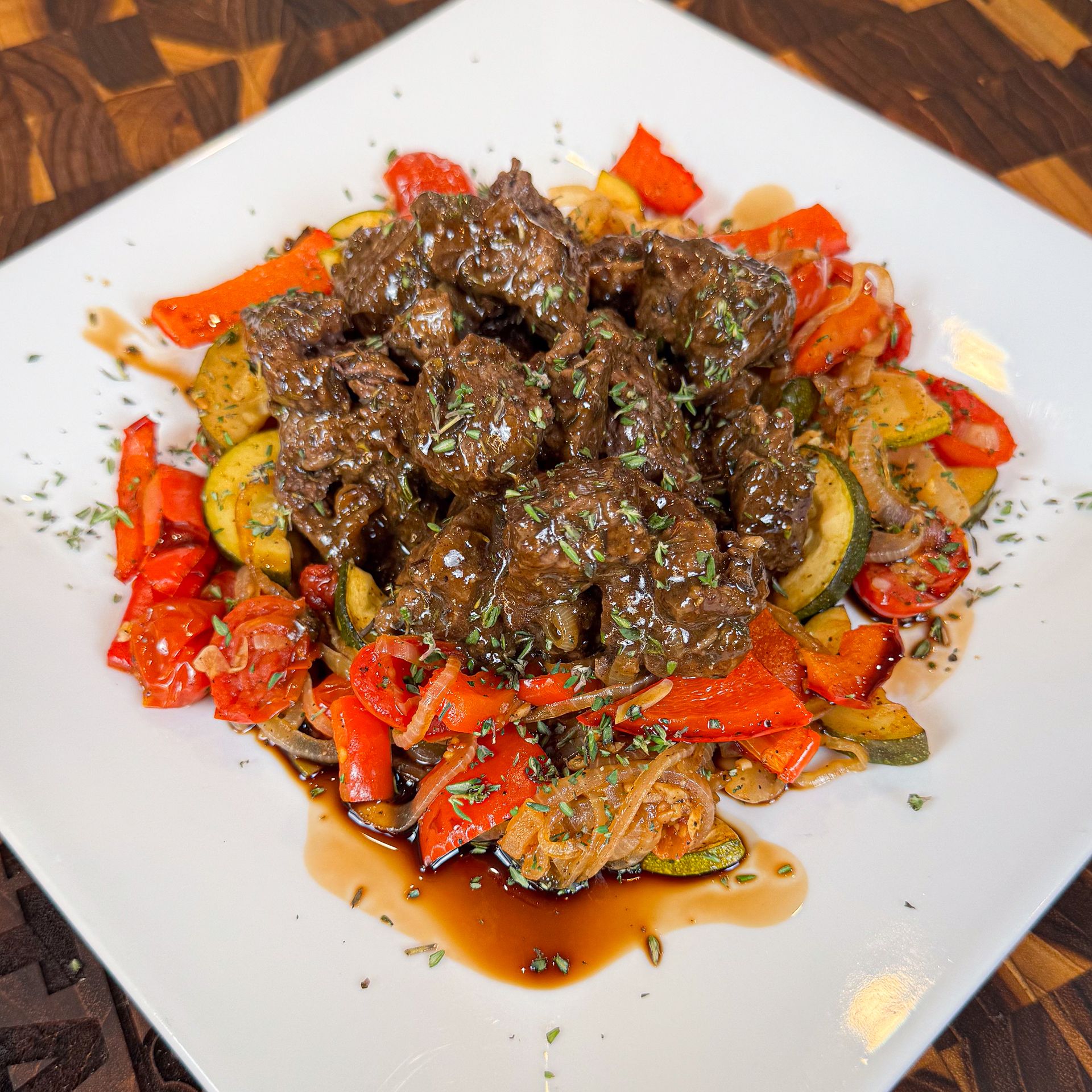 Beef Tenderloin Tips w Roasted Veggies