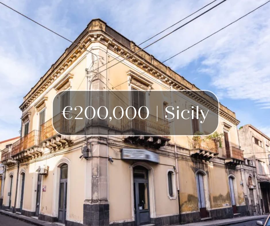 Distinguished Townhouse in the Historic Heart of Sicily
