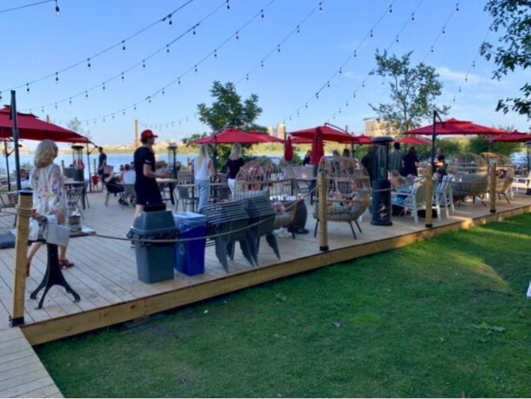 On a scenic tour of Taverns