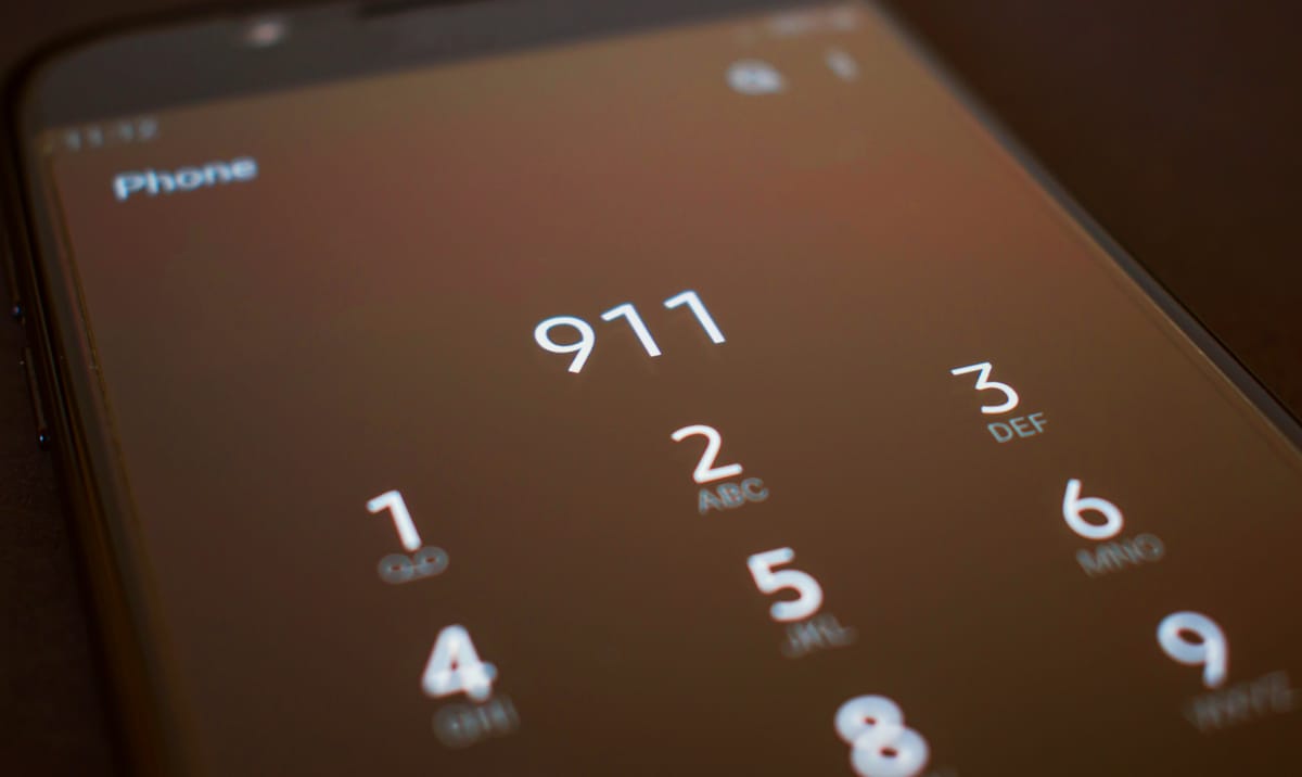 Why does the Fraser Canyon keep losing 911 service?