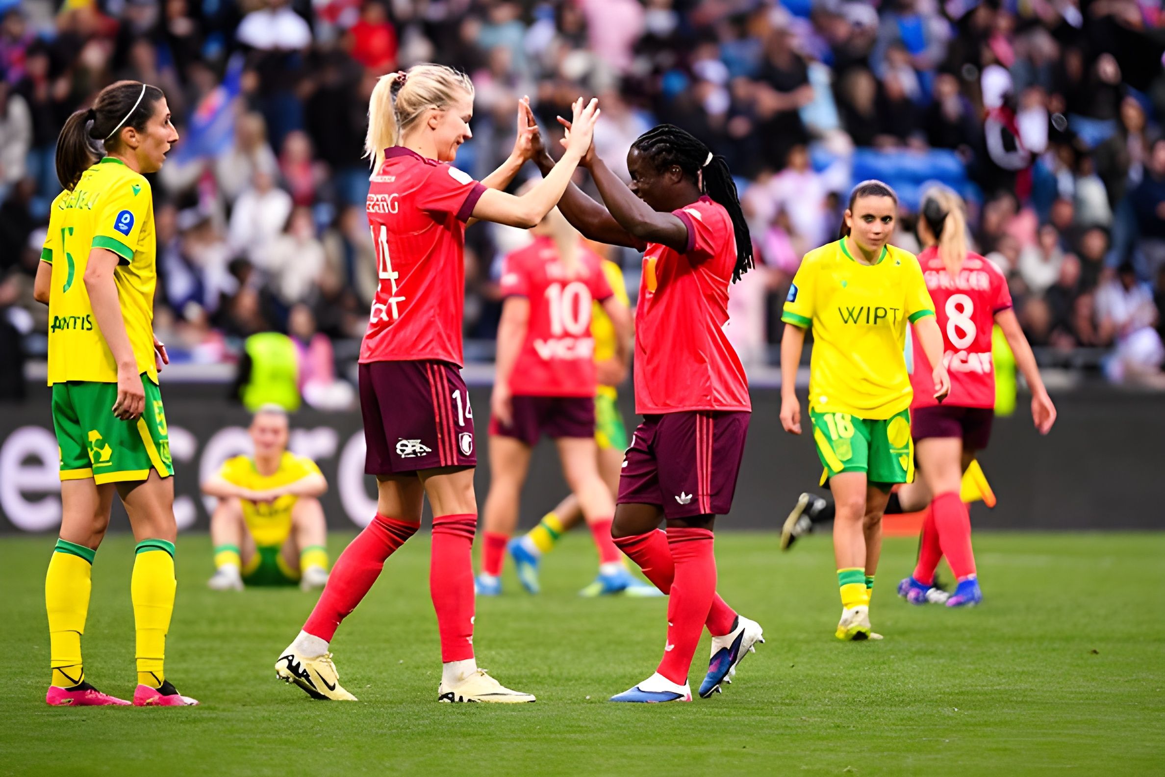 ☕ Le foot féminin se structure enfin, le rugby féminin rassemble, 10 offres d'emploi, etc.