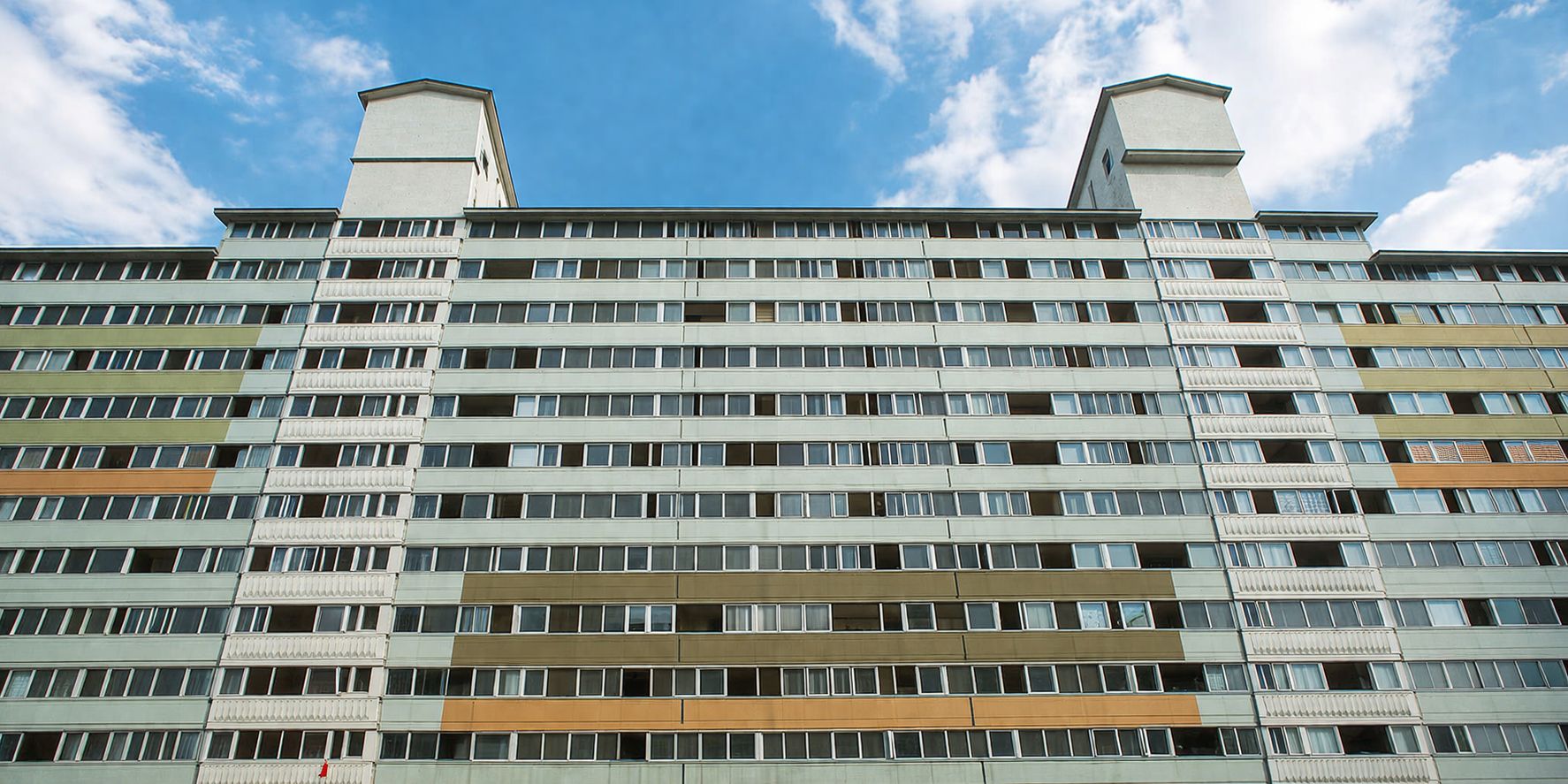 서울 아파트, 낙찰가율 6개월 만에 100% 붕괴 (26.04.09)  