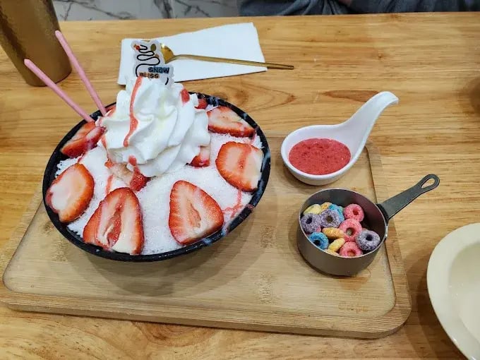 Back again: Snow Bliss Café creator collab 🍧