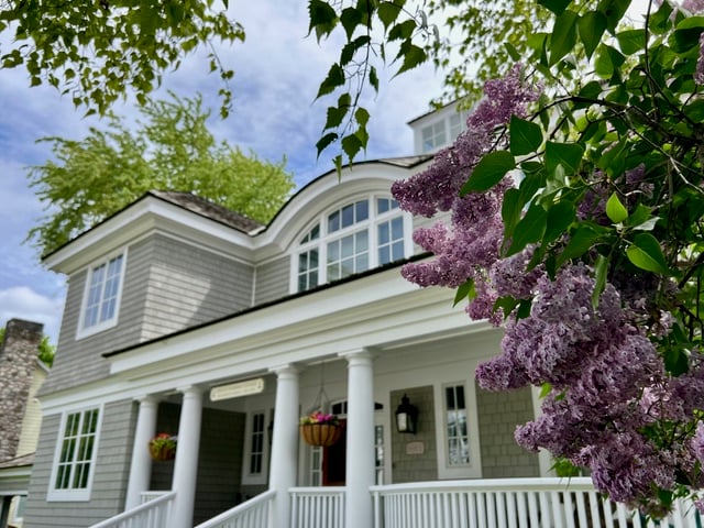 A COTTAGER’S LIFE ON MACKINAC ISLAND