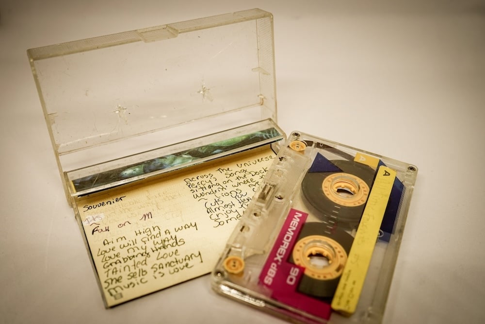 The Digital Age Killed the Lost Art of the Mix Tape