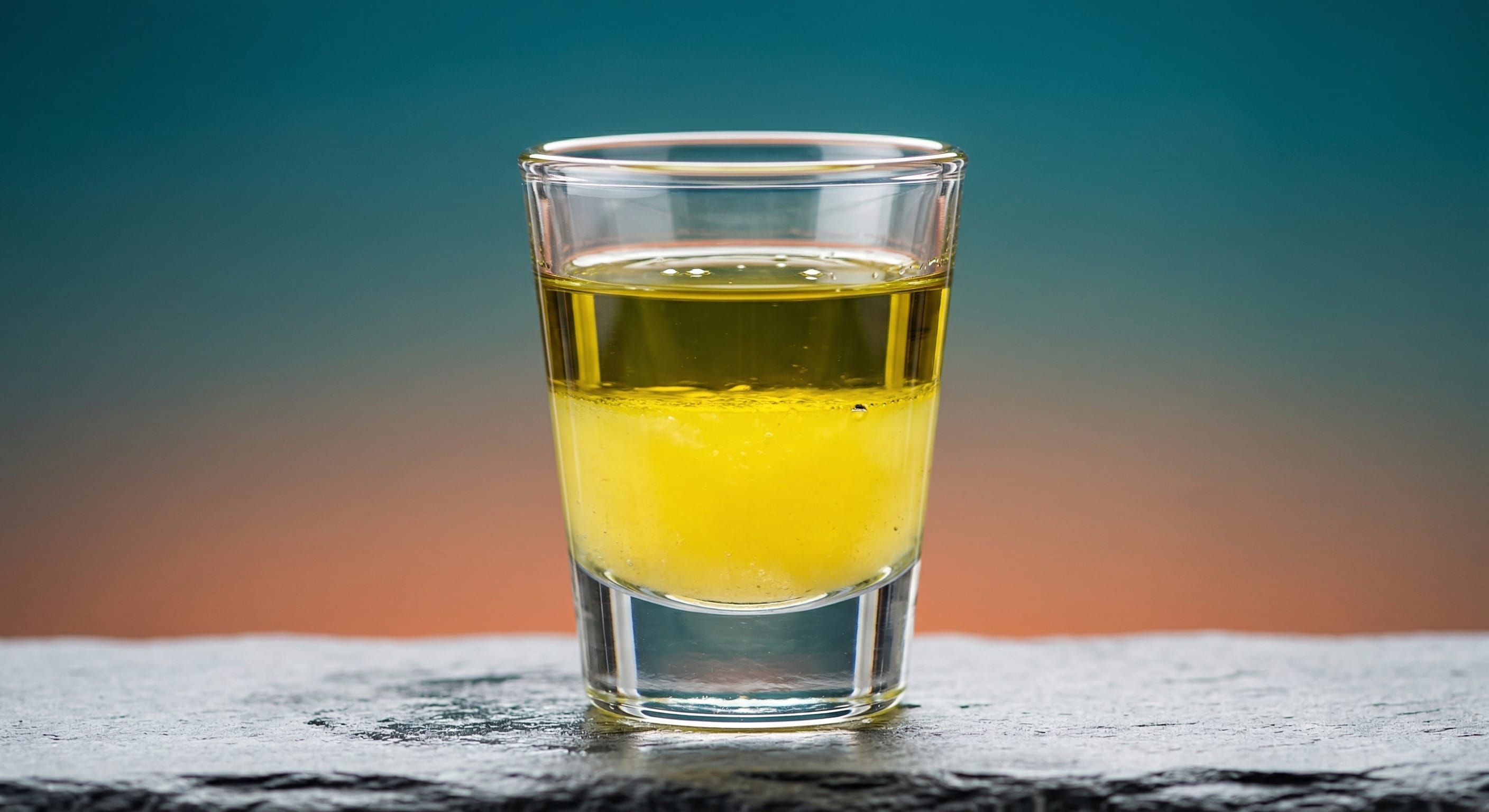 Influencers Drinking Olive Oil and Lemon Juice Shots: Should You Try It?