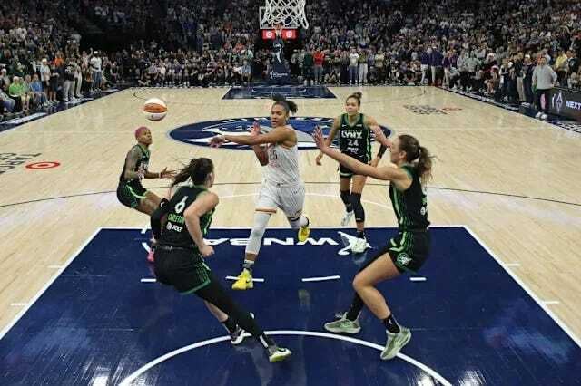 A WNBA Semifinals Game Three Preview: Phoenix vs. Minnesota , Indiana vs. Las Vegas