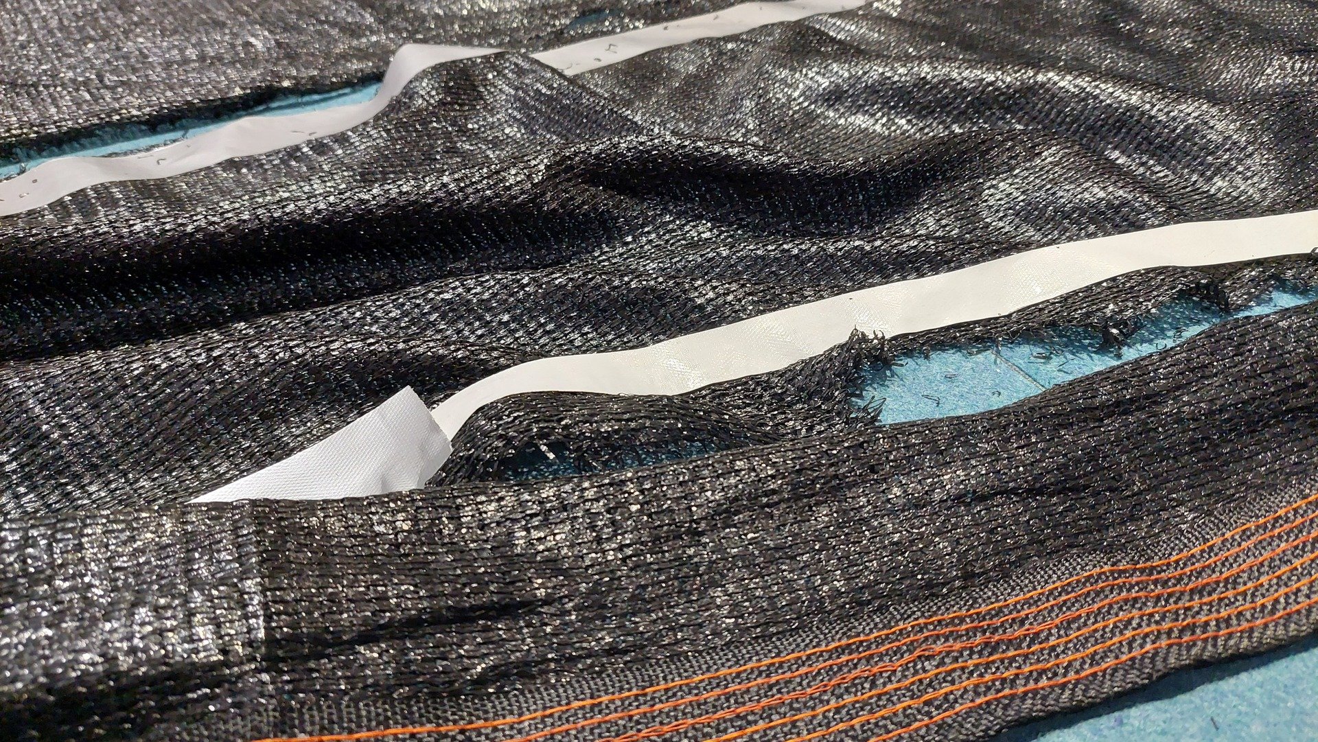 I hate performance art