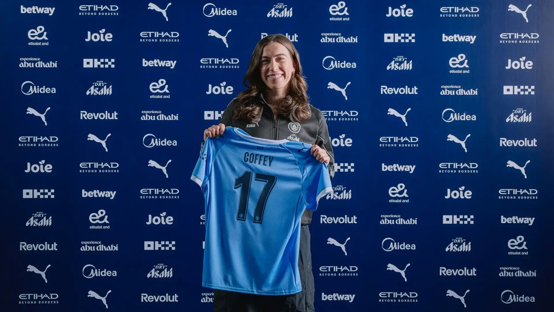 A USWNT Great Heads Abroad to the WSL 🇺🇸